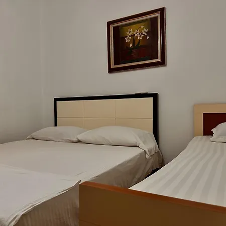 Grand House * Tirana