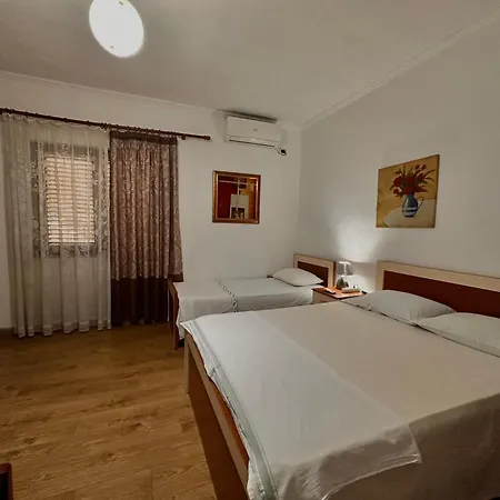 Apartman Grand House Tirana